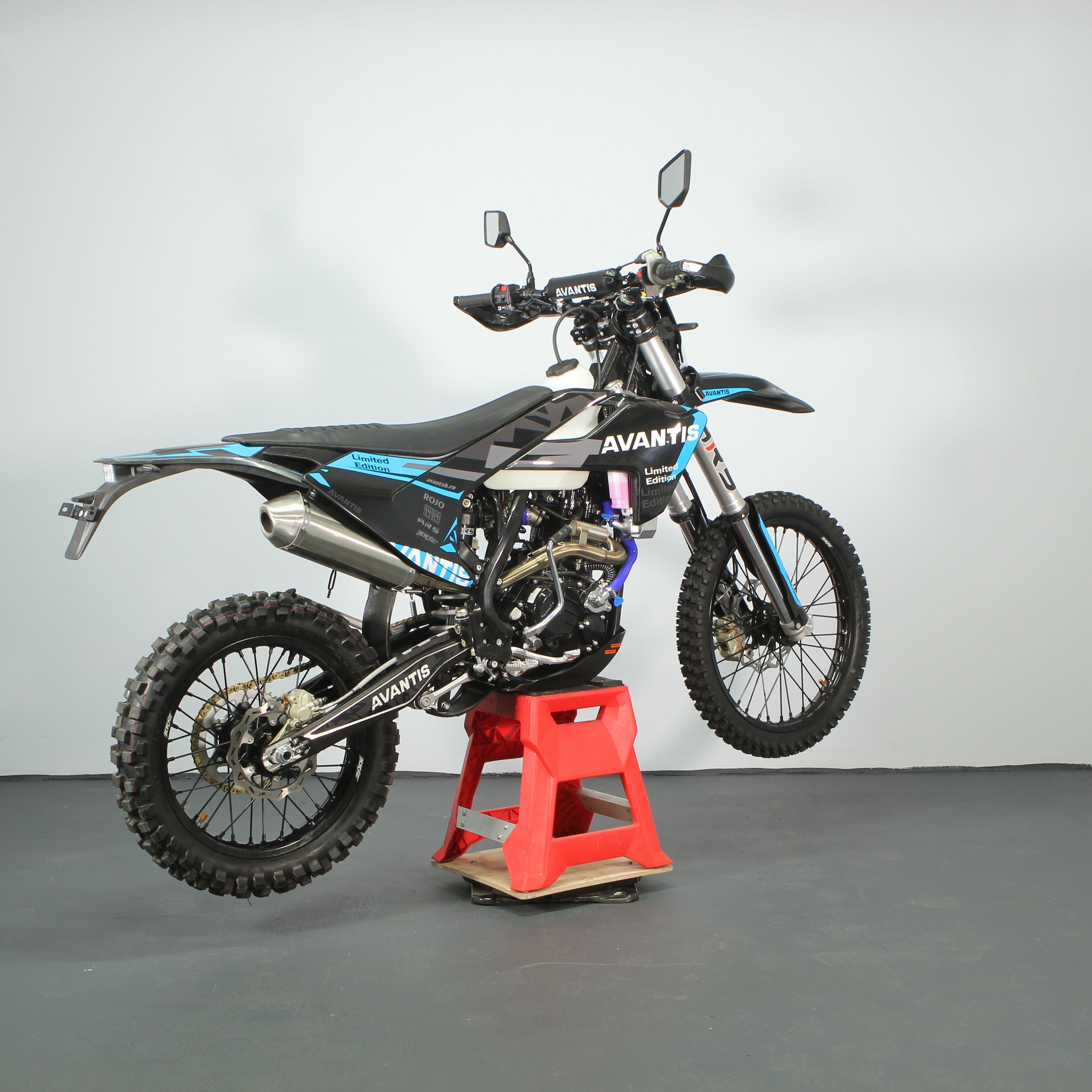 Мотоцикл avantis enduro 300 pro. Avantis Enduro 300. Avantis Enduro 300 Pro. Мотоцикл Avantis Enduro 300. Avantis Enduro 174mn.